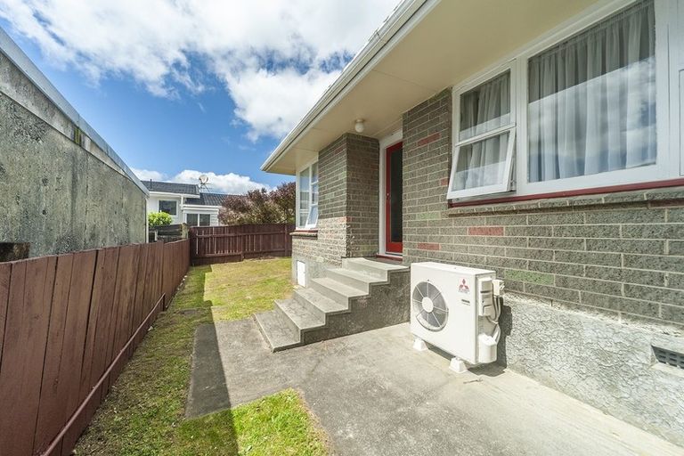 Photo of property in 6 Cranwell Street, Churton Park, Wellington, 6037