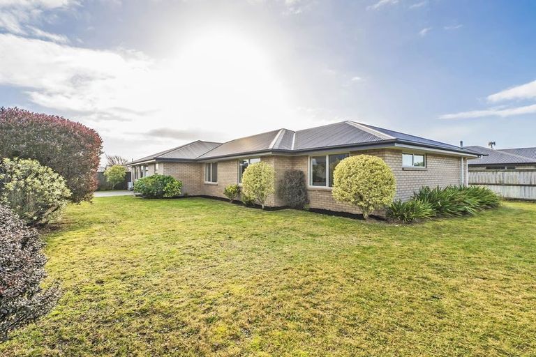 Photo of property in 5 Beachvale Drive, Kaiapoi, 7630