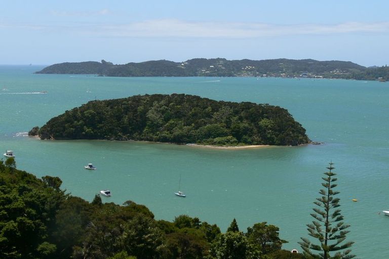 Photo of property in 9 Sullivans Road, Paihia, 0200