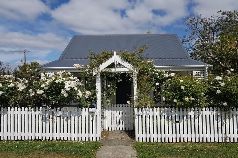 Photo of property in 3 Horton Street, Greytown, 5712
