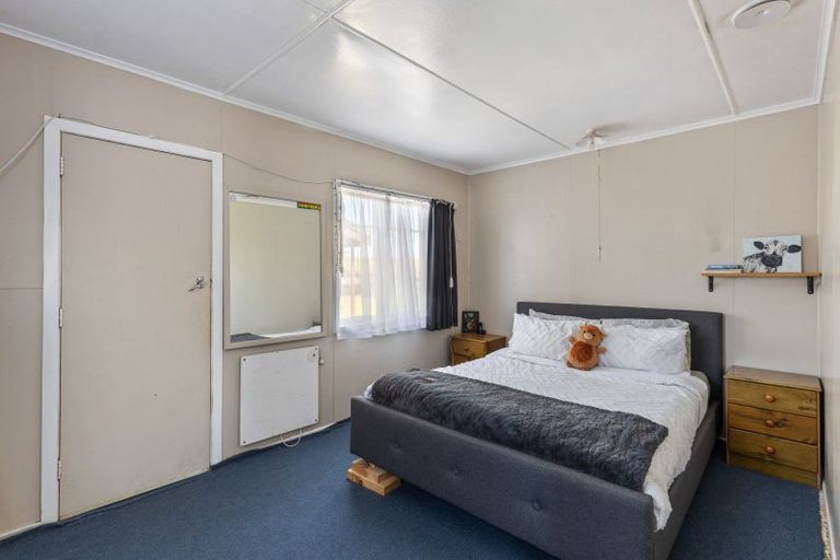 Photo of property in 9 Parris Street, Moturoa, New Plymouth, 4310