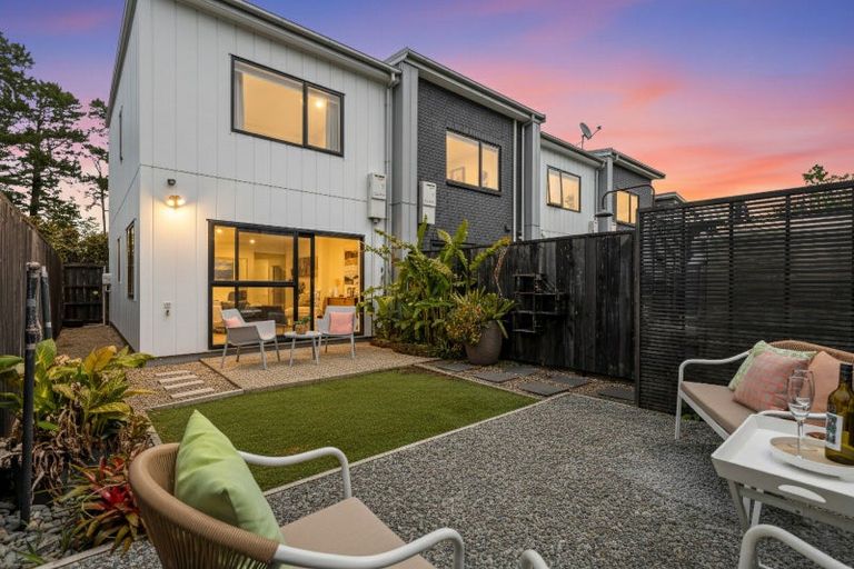 Photo of property in 29 Konoba Avenue, Kumeu, 0810