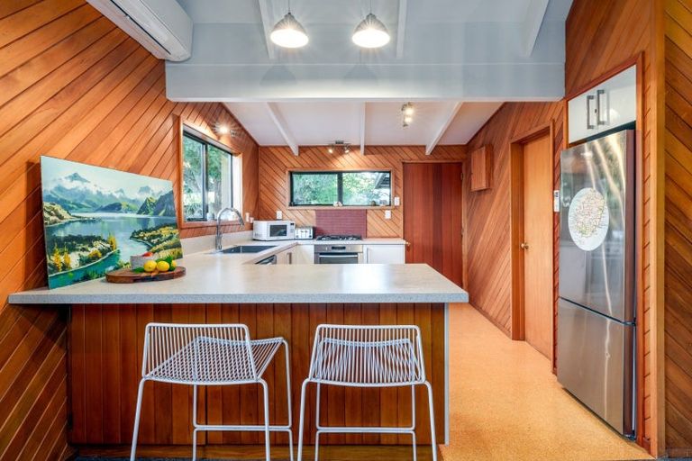 Photo of property in 21 Kowhai Drive, Wanaka, 9305