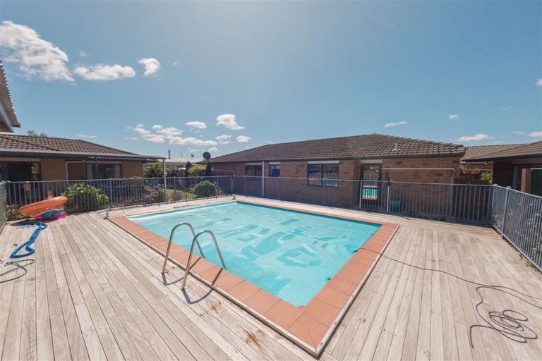 Photo of property in 2 Mayfair Close, Whitianga, 3510