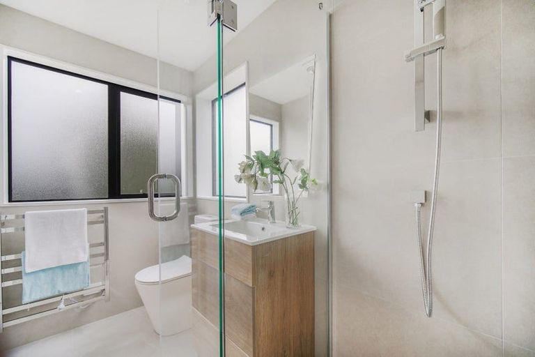 Photo of property in 21 Bolton Place, Otara, Auckland, 2023
