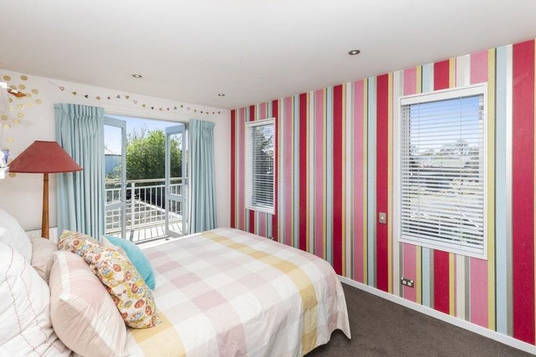 Photo of property in 24a Fendalton Road, Fendalton, Christchurch, 8014