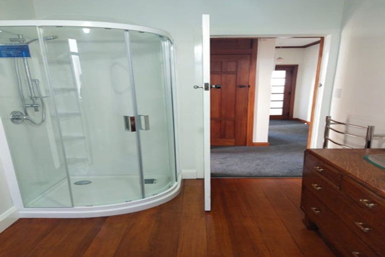 Photo of property in 10d Weymouth Street, New Plymouth, 4310