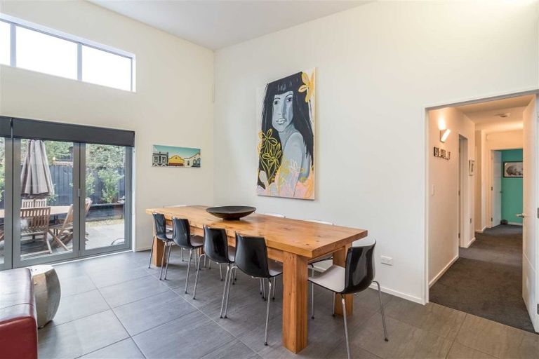 Photo of property in 108 Bryndwr Road, Bryndwr, Christchurch, 8052