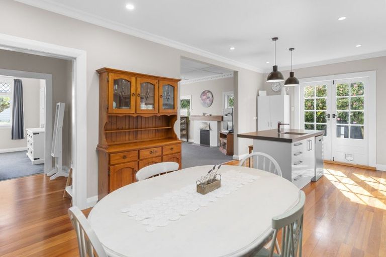 Photo of property in 1 College Street, Masterton, 5810