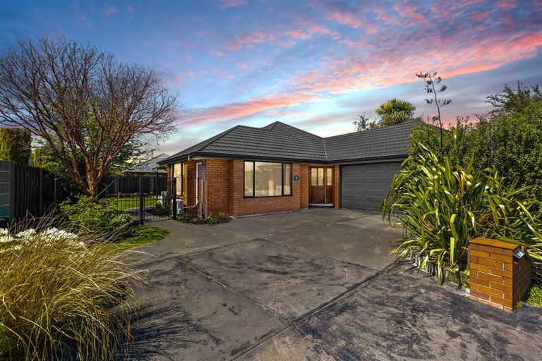 Photo of property in 4b Enverton Drive, Rangiora, 7400