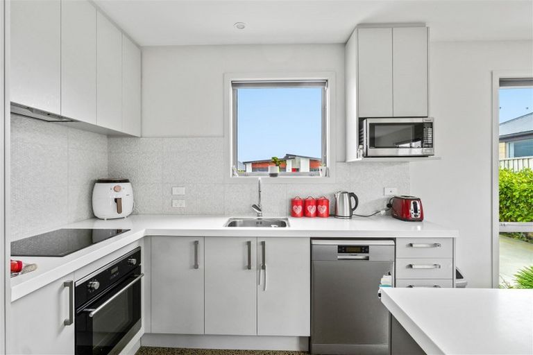 Photo of property in 12 Park Lane, Rolleston, 7614