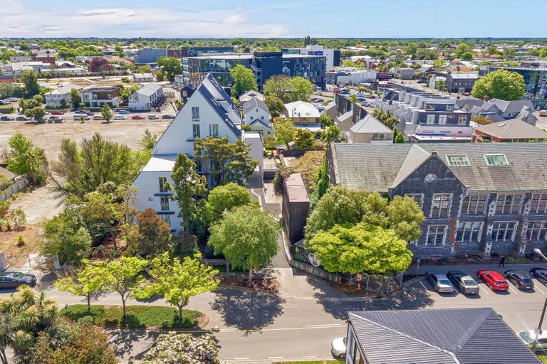 Photo of property in 11/15 Peterborough Street, Christchurch Central, Christchurch, 8013