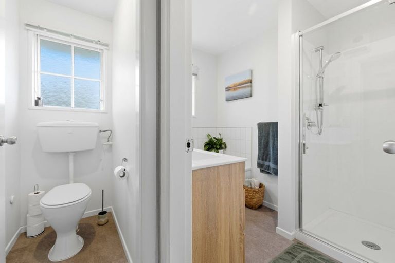 Photo of property in 3 Cowper Place, Avondale, Christchurch, 8061
