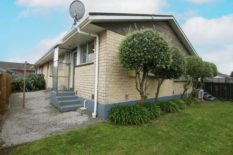 Photo of property in 29 Cutts Road, Russley, Christchurch, 8042