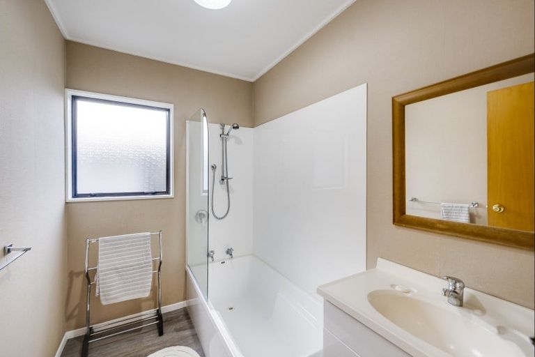 Photo of property in 9 Alley Place, Taradale, Napier, 4112