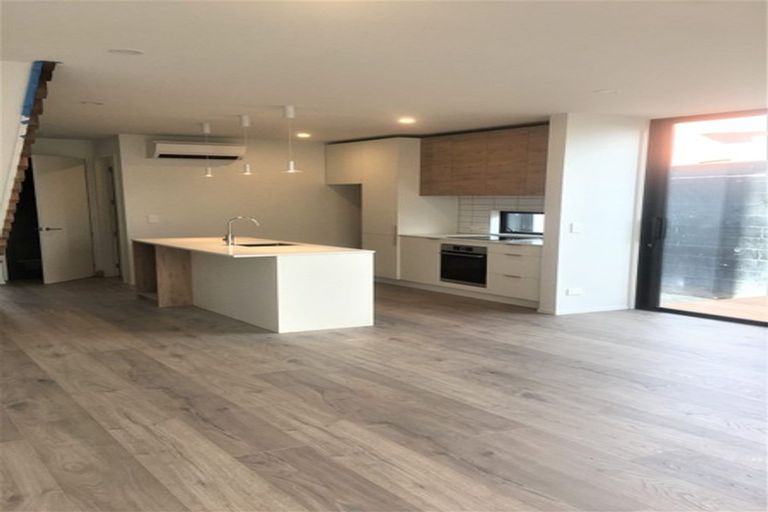 Photo of property in 1031c Colombo Street, St Albans, Christchurch, 8014