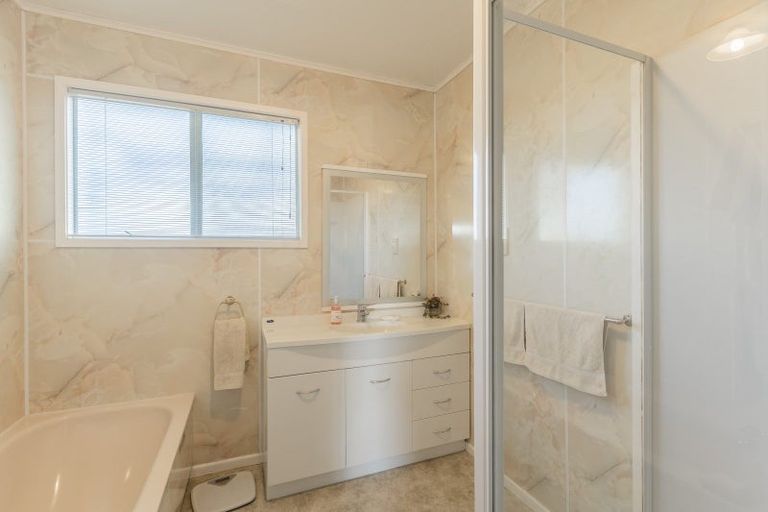 Photo of property in 15 Teoti Street, Paraparaumu Beach, Paraparaumu, 5032