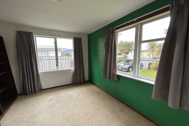 Photo of property in 27 Mill Street, Westport, 7825