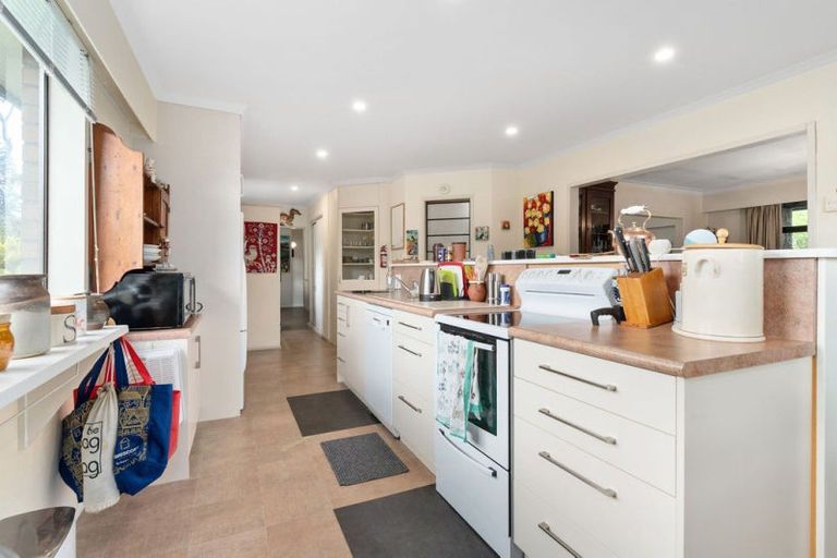 Photo of property in 74 Park Road, Carterton, 5713