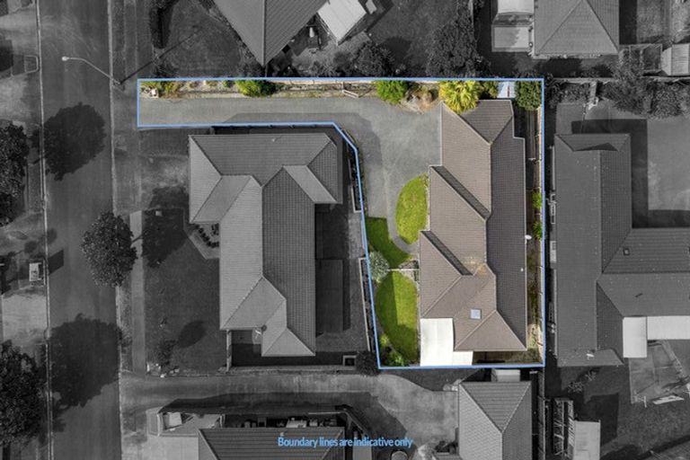 Photo of property in 58 Frank Nobilo Drive, Golflands, Auckland, 2013