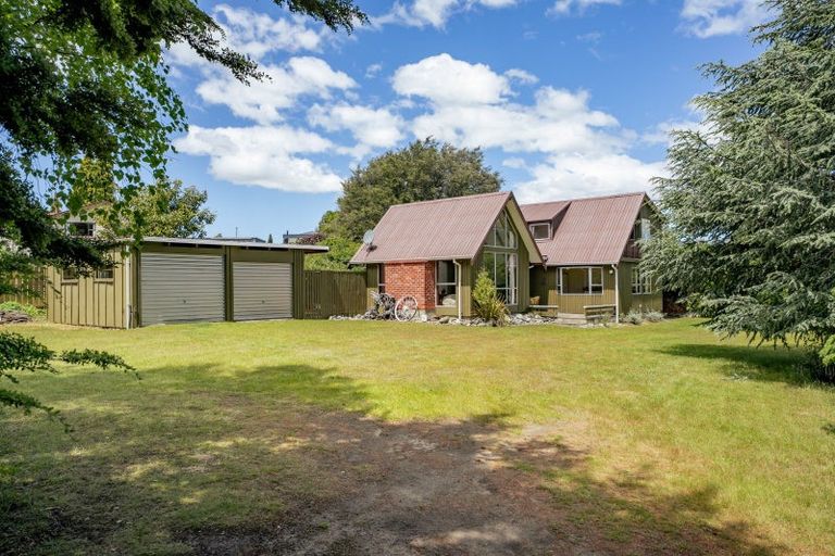 Photo of property in 197 Beacon Point Road, Wanaka, 9305