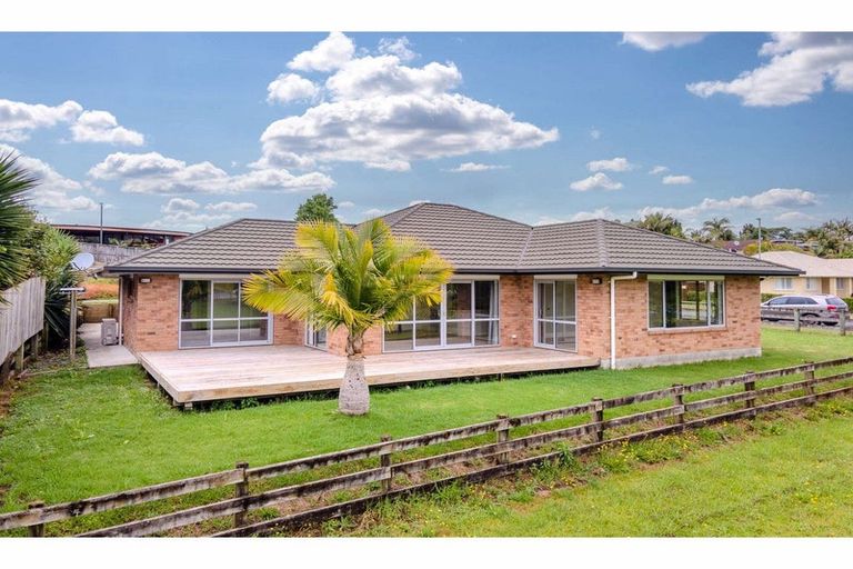 Photo of property in 14 Aranga Road, Kerikeri, 0230