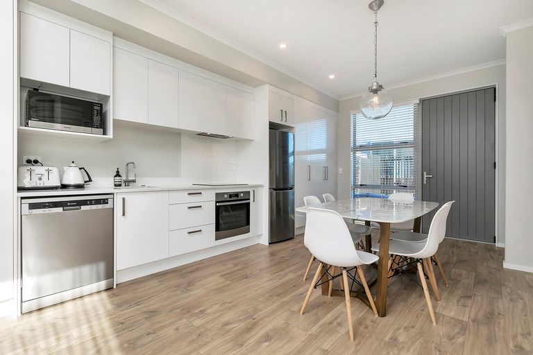 Photo of property in 30 Oioi Road, Hobsonville, Auckland, 0616