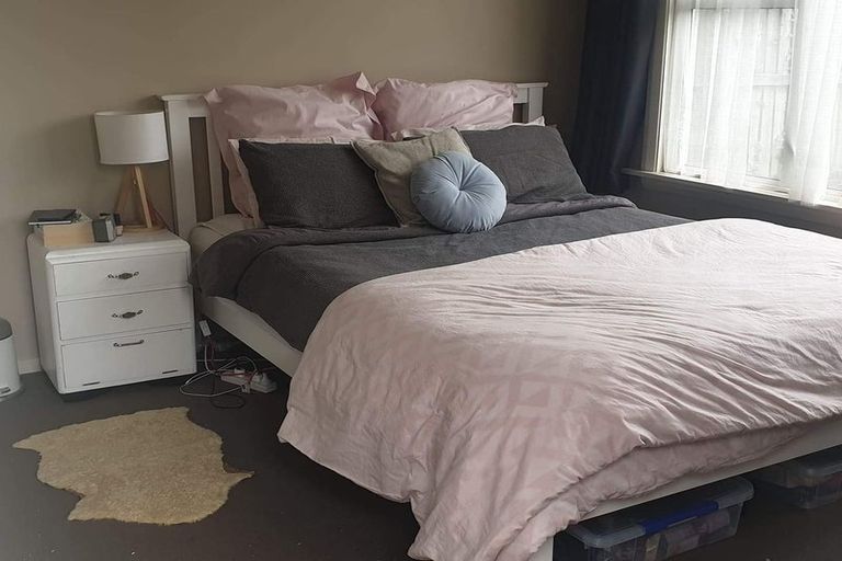 Photo of property in 37 Acacia Avenue, Upper Riccarton, Christchurch, 8041