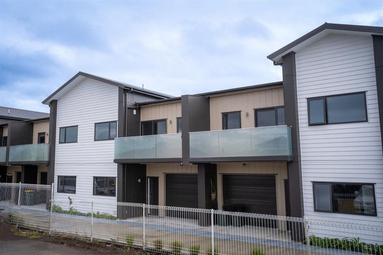 Photo of property in 23b Great South Road, Papatoetoe, Auckland, 2025