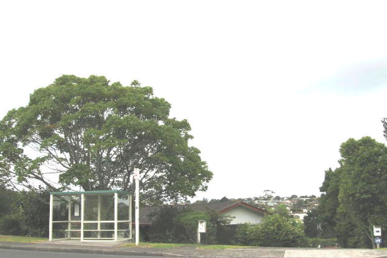 Photo of property in 1/51 Juniper Road, Sunnynook, Auckland, 0620