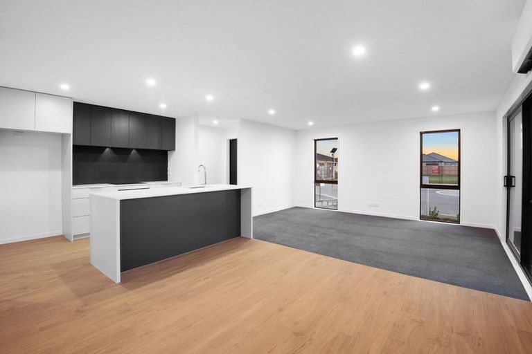 Photo of property in 10 Jasmine Close, Rolleston, 7614