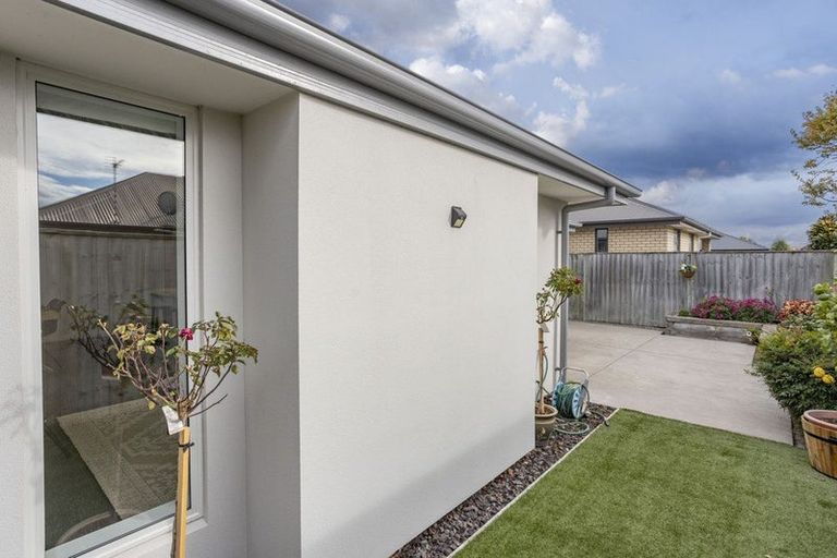 Photo of property in 11 Hayson Drive, Kaiapoi, 7630