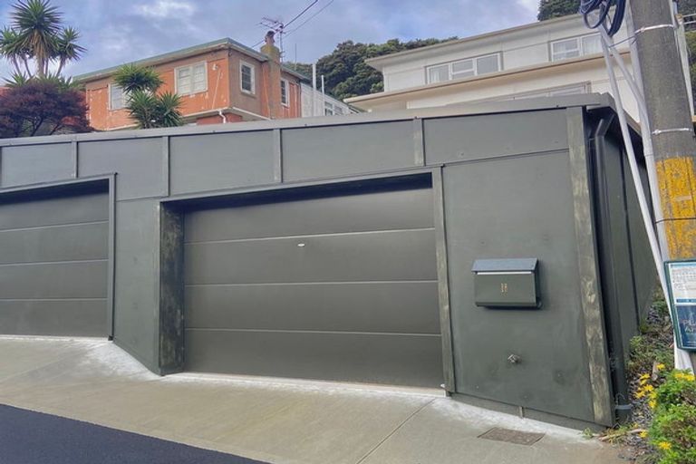 Photo of property in 18 Robertson Street, Owhiro Bay, Wellington, 6023