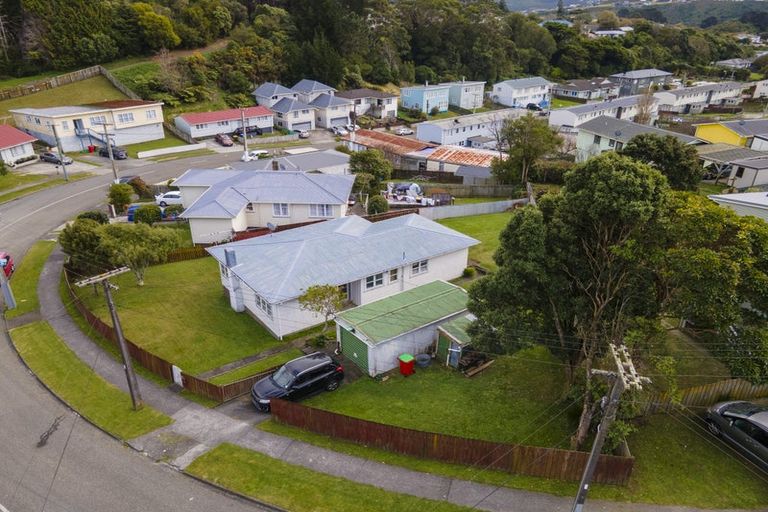 Photo of property in 75 Hampshire Street, Cannons Creek, Porirua, 5024