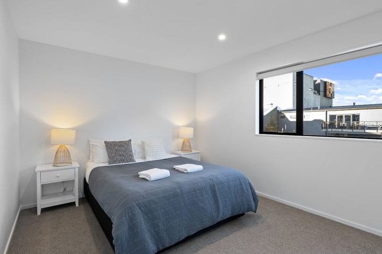 Photo of property in The Terraces, 2/36d Welles Street, Christchurch Central, Christchurch, 8011