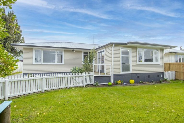 Photo of property in 54a Henderson Crescent, Parkvale, Tauranga, 3112