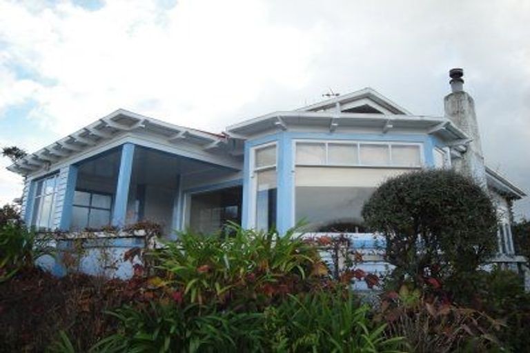 Photo of property in 15 Golf Road, Paraparaumu Beach, Paraparaumu, 5032