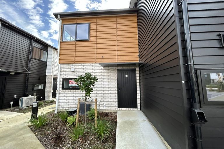 Photo of property in 20 Whati Lane, Henderson, Auckland, 0612