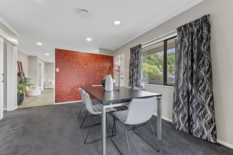 Photo of property in 2 Puketiro Drive, Feilding, 4702
