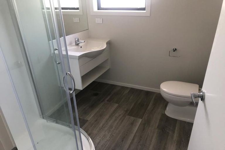 Photo of property in 2u3 Lambert Court, Glenview, Hamilton, 3206