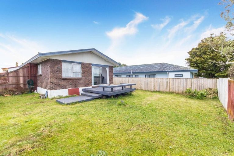 Photo of property in 3/124 Hutchinson Avenue, New Lynn, Auckland, 0600