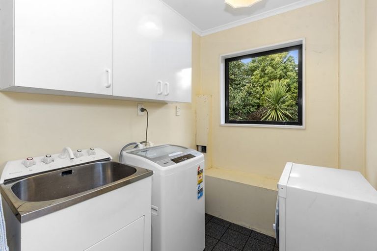 Photo of property in 212 Grahams Road, Burnside, Christchurch, 8053