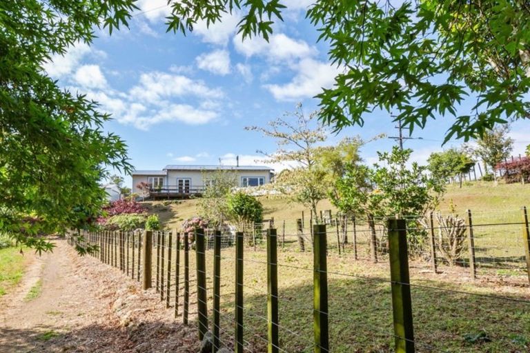 Photo of property in 86 Cordelia Street, Stratford, 4332