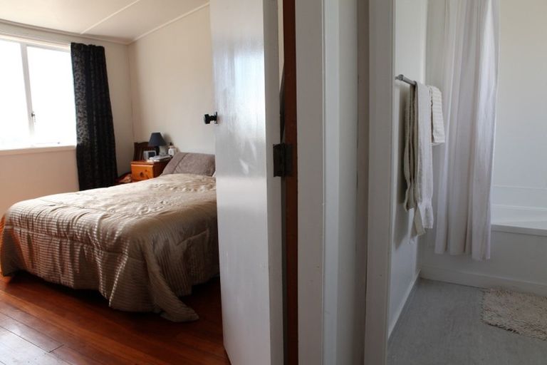 Photo of property in 25a-d Tireti Road, Titahi Bay, Porirua, 5022