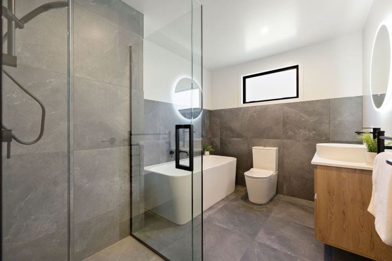Photo of property in 45b Mcadam Drive, Jacks Point, Queenstown, 9371