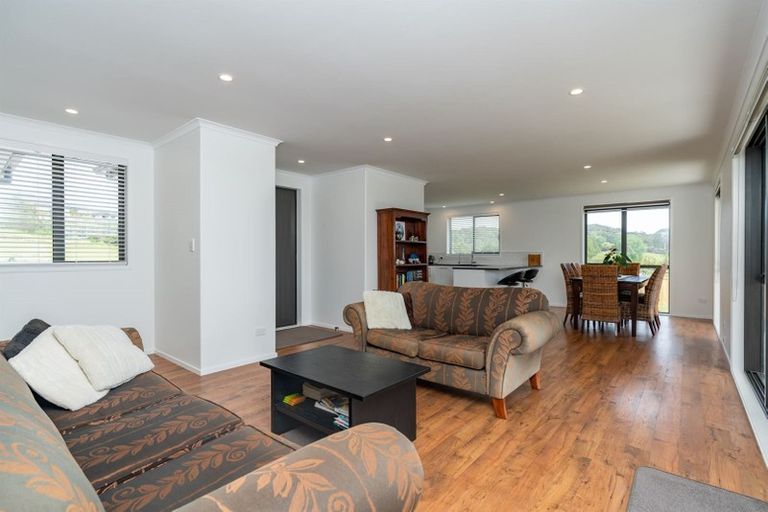 Photo of property in 5 Ngaio Close, Mangawhai, 0505