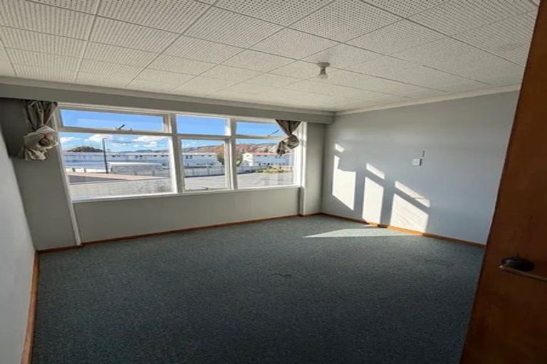 Photo of property in 13-17 Park Avenue, Epuni, Lower Hutt, 5011
