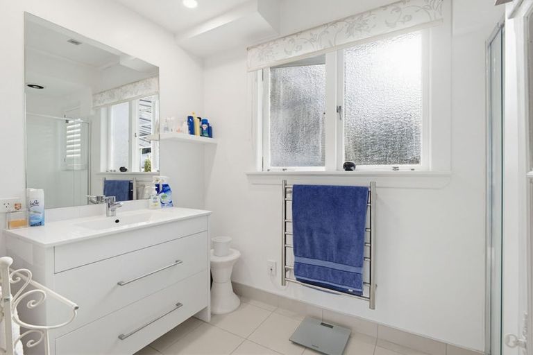 Photo of property in 605 Sealey Street, Thames, 3500
