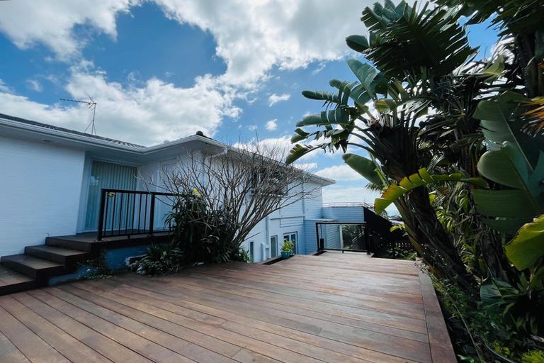 Photo of property in 21 Bleakhouse Road, Howick, Auckland, 2014