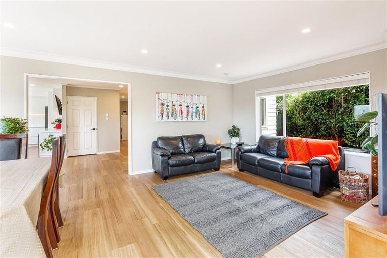 Photo of property in 3 Ascot Way, Orewa, 0931